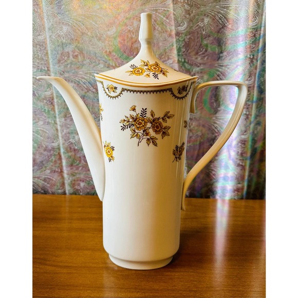 Vintage Spode Austen Y8190 Tall teapot with lid and 4 cups - Picture 2 of 10